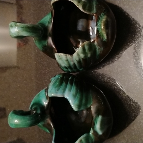 🌸Gorgeous set of Blue Mountain Pottery swan dishes🌺 - Picture 8 of 10